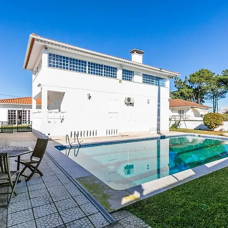 Villa Ayami Setúbal